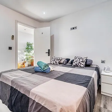 Apartment First Line With Views - 6 Guests