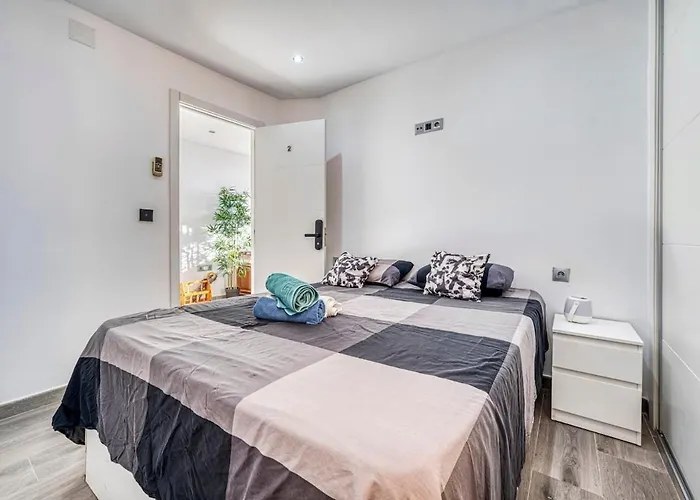 Apartment First Line With Views - 6 Guests